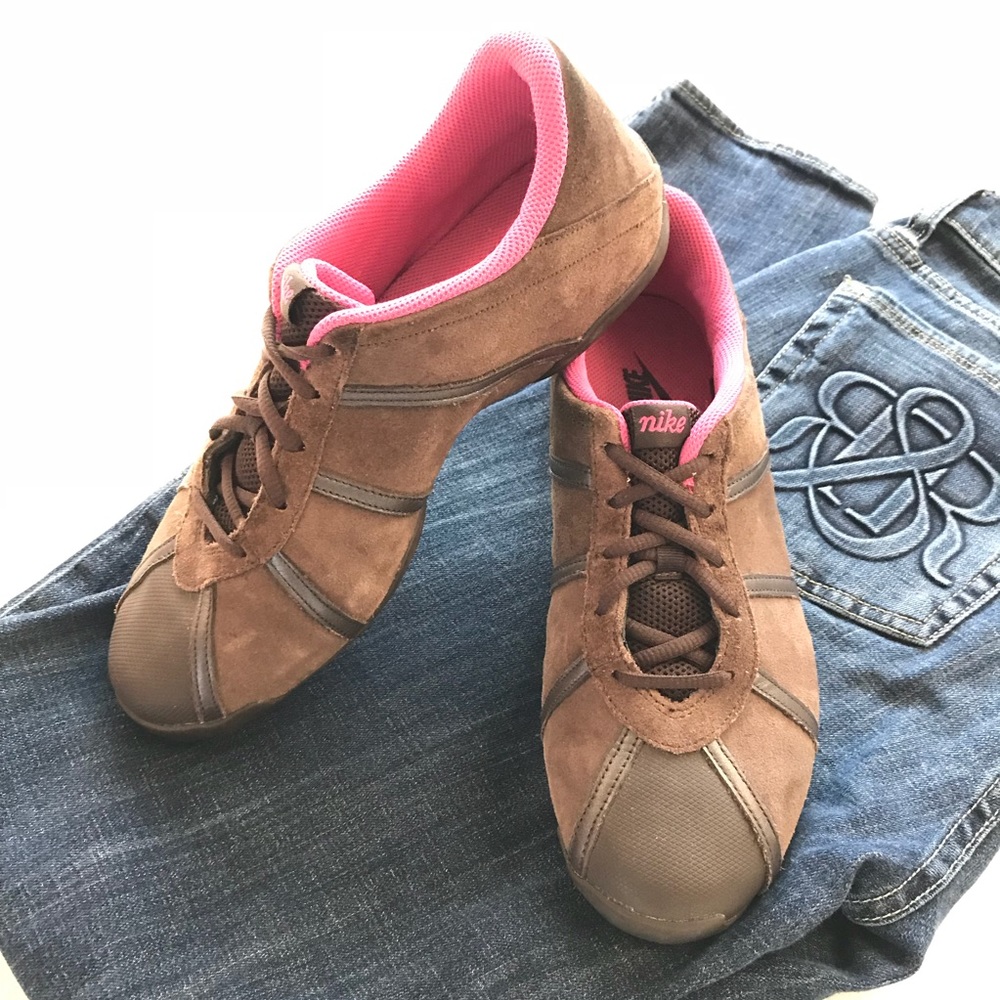 Nike Brown Suede Athletic Shoes